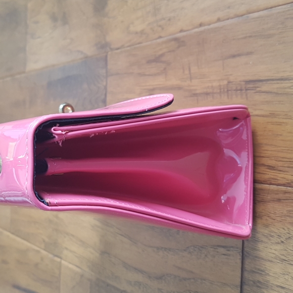 Vintage Pink Patten Metal Handle Purse - Picture 16 of 16